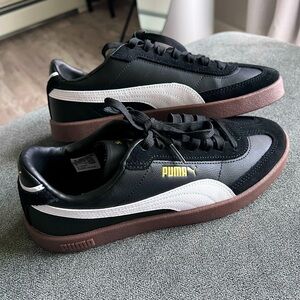 New PUMA indoor soccer shoes.